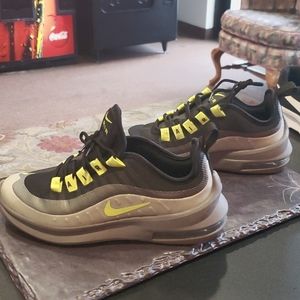 Nike Air Max Kids Size 3.5 Y Shoes